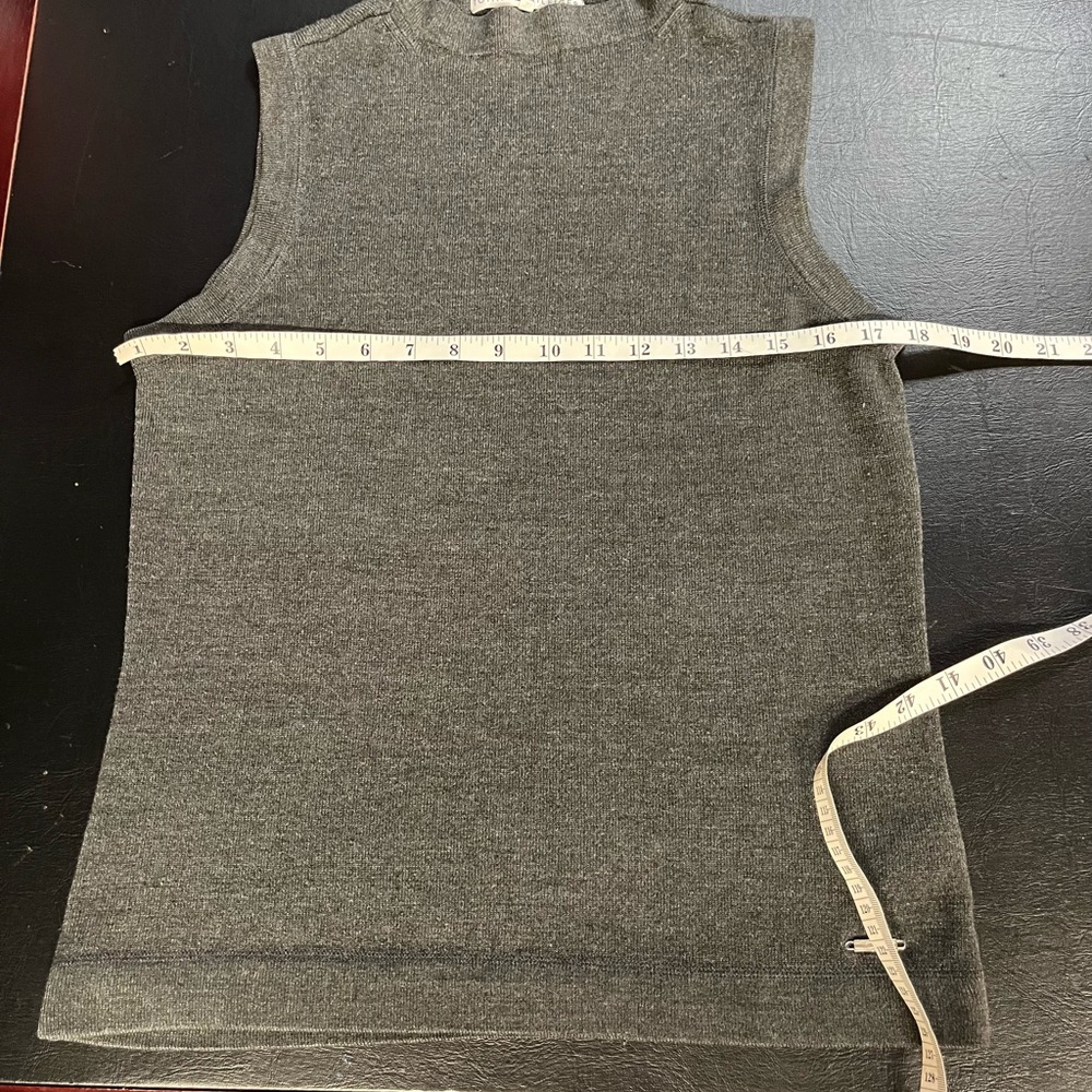 Tommy Hilfiger sleeveless knit top size large - Picture 7 of 9